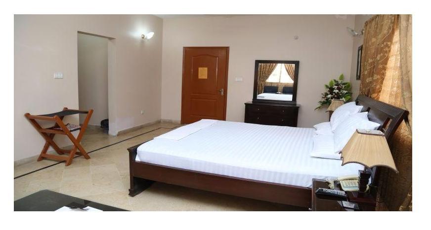 Luxury Inn Carachi Exterior foto
