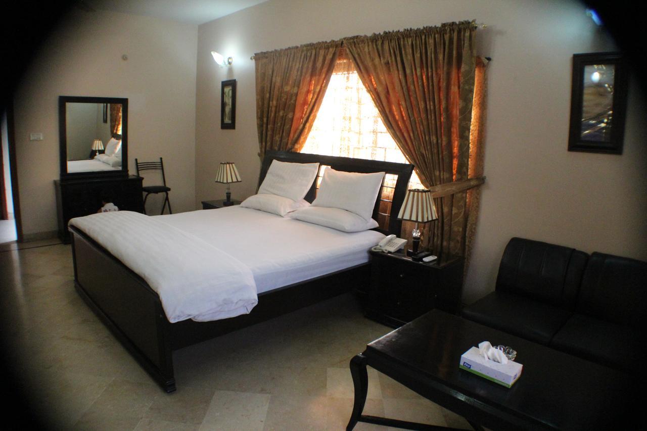 Luxury Inn Carachi Exterior foto