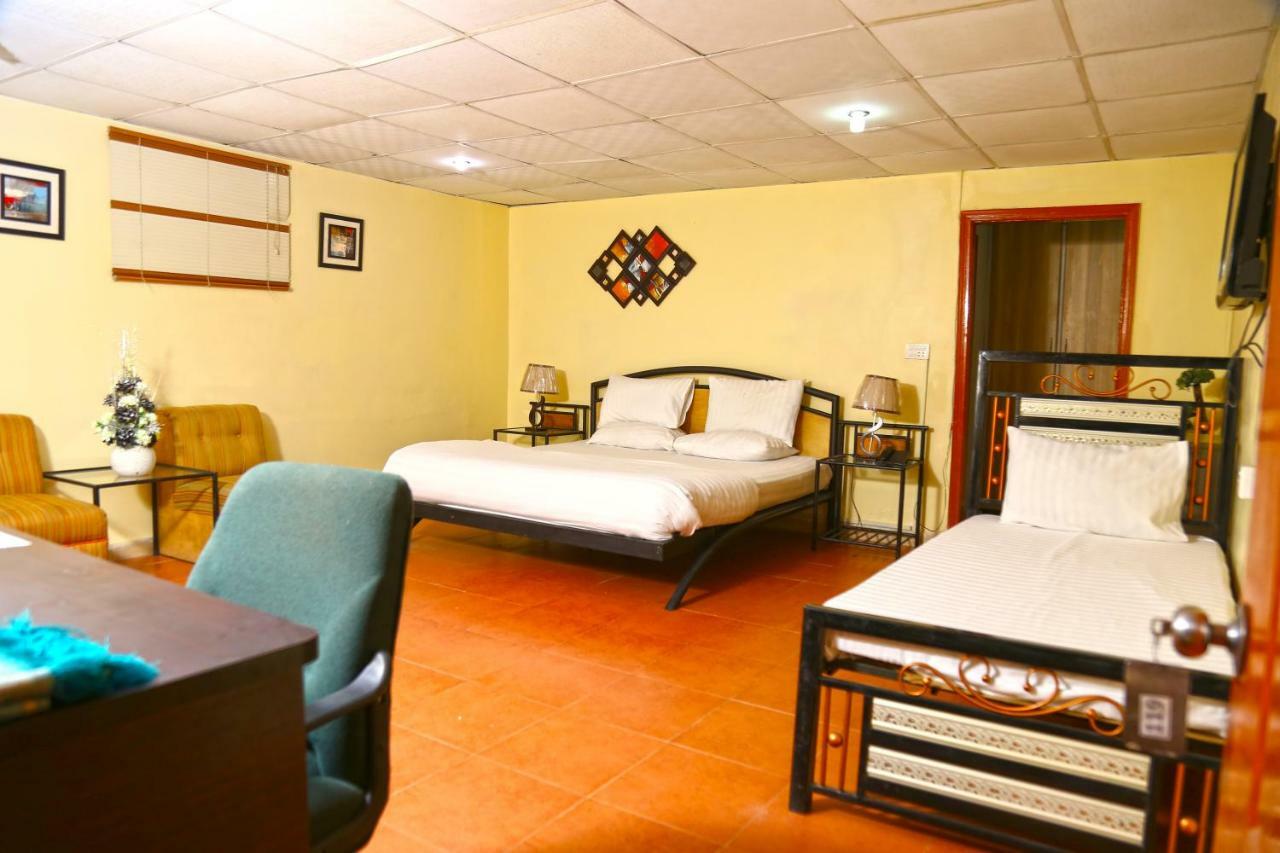 Luxury Inn Carachi Exterior foto